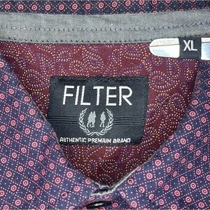 Filter Men's Casual Button-down Shirt XL
Size